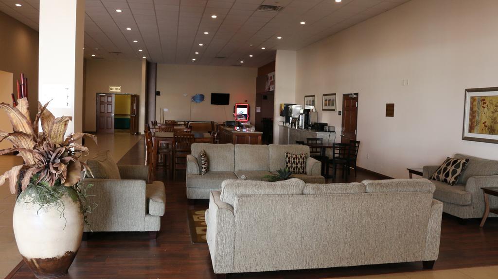 Astoria Extended Stay & Event Center Dickinson Exteriér fotografie